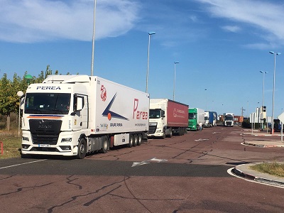 Transportes pide colaboración a los transportistas para mejorar los tiempos de espera en las Plataformas Logisticas