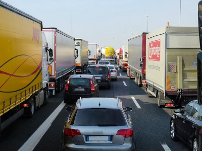 Las autoridades belgas confirman el cierre de fronteras para evitar el tránsito de ciudadanos, dejando libre la entrada y circulación de vehículos de transporte de mercancías.

 

	Sin embargo, ante los controles en fronteras de las autoridades belgas que están ocasionando importantes retrasos, se aconseja a los transportistas ir provistos de un […] Ampliar noticia …